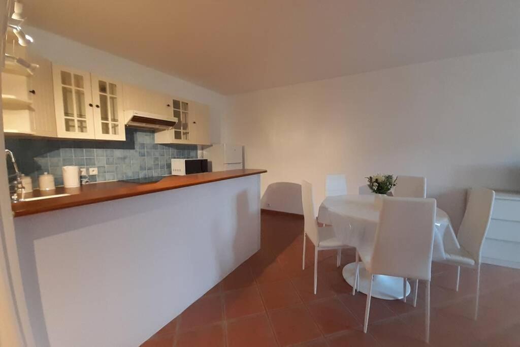 La Belle Ortine Apartment Esbly Exterior foto